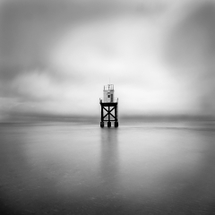 hm-legged-light-house