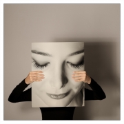 Chris Ducker - Shy Beauty- Dublin Camera Club - Projected Image Open - Judge's Medal.jpg